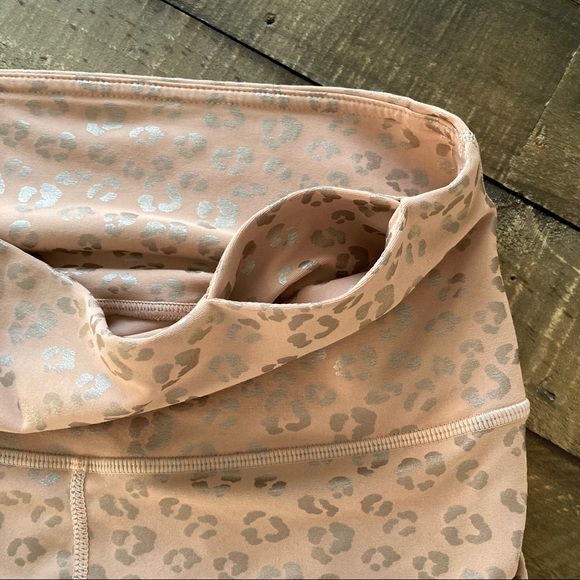 Mono B Leopard Blush Pink Silver Leggings Tummy Tuck Size M New - Picture 7 of 13